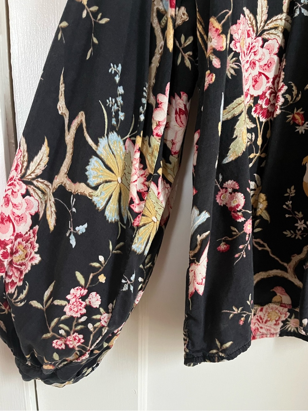 H&M Black Floral Tie-Neck Blouse with Bird Motif - Picture 3 of 6